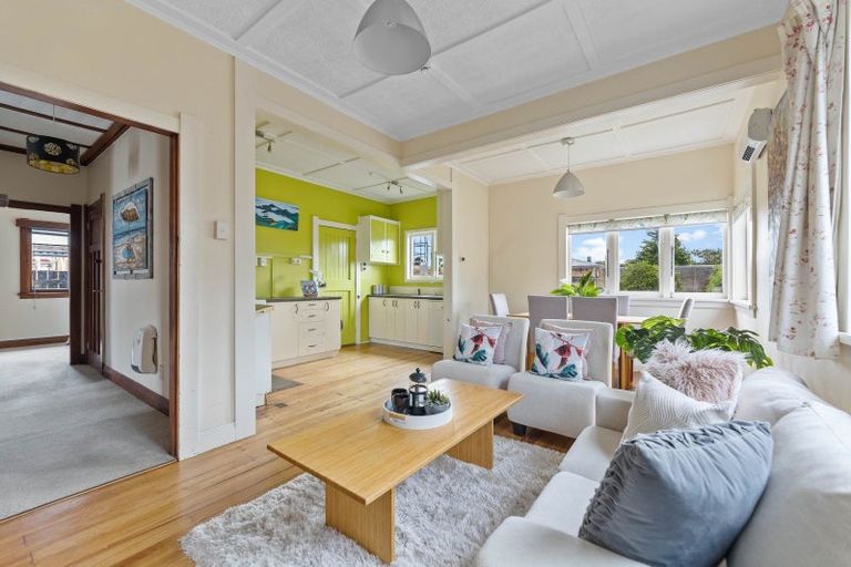 Photo of property in 98 Rifle Range Road, Dinsdale, Hamilton, 3204