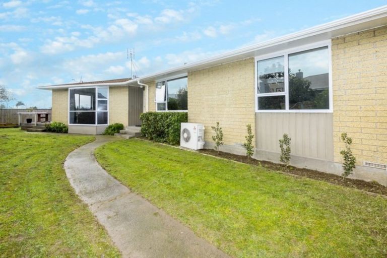 Photo of property in 5 Mitre Grove, Trentham, Upper Hutt, 5018