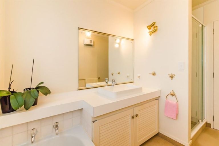 Photo of property in 63a Ngaio Road, Waikanae, 5036