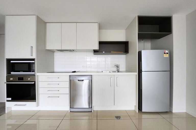 Photo of property in Nouvo Apartments, 3f/21 Rugby Street, Mount Cook, Wellington, 6021