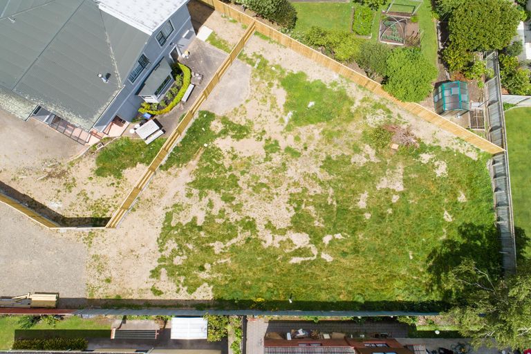 Photo of property in 12 Innes Place, Roslyn, Palmerston North, 4414