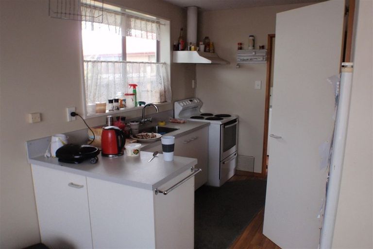Photo of property in 24 Mchaffies Place, Wainoni, Christchurch, 8061