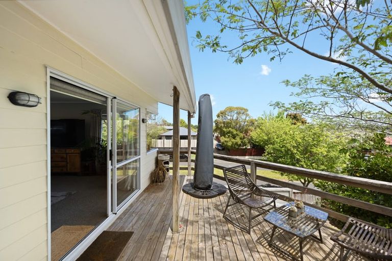 Photo of property in 1 Moreland Avenue, Pukete, Hamilton, 3200