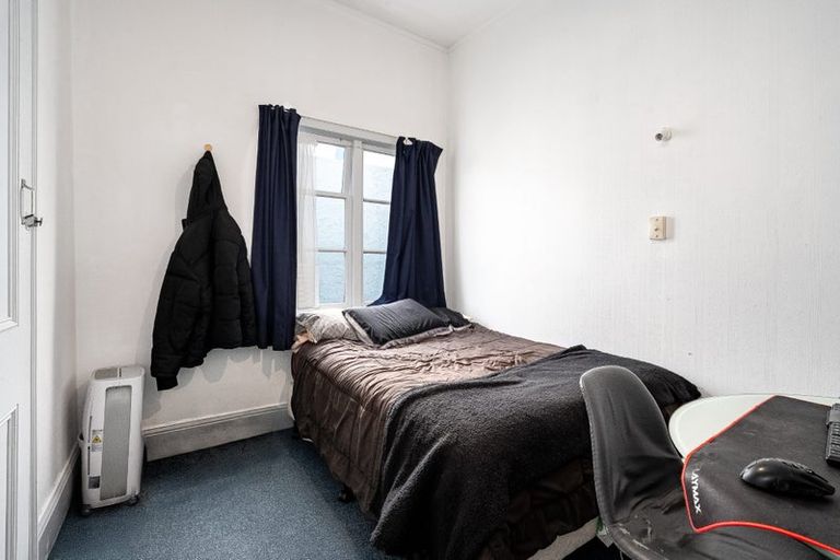 Photo of property in 33 Constable Street, Newtown, Wellington, 6021