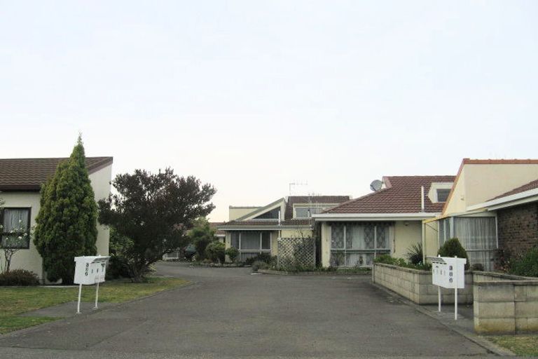 Photo of property in 1/386 Gloucester Street, Taradale, Napier, 4112