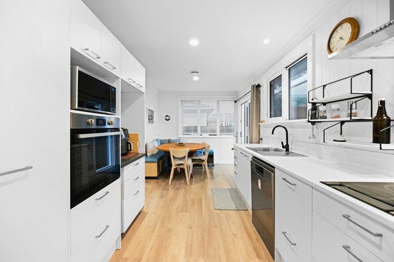 Photo of property in 4 Robertson Place, Rukuhia, Hamilton, 3282