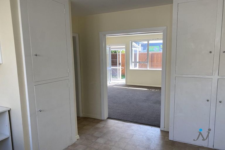 Photo of property in 2/417 Worcester Street, Linwood, Christchurch, 8011