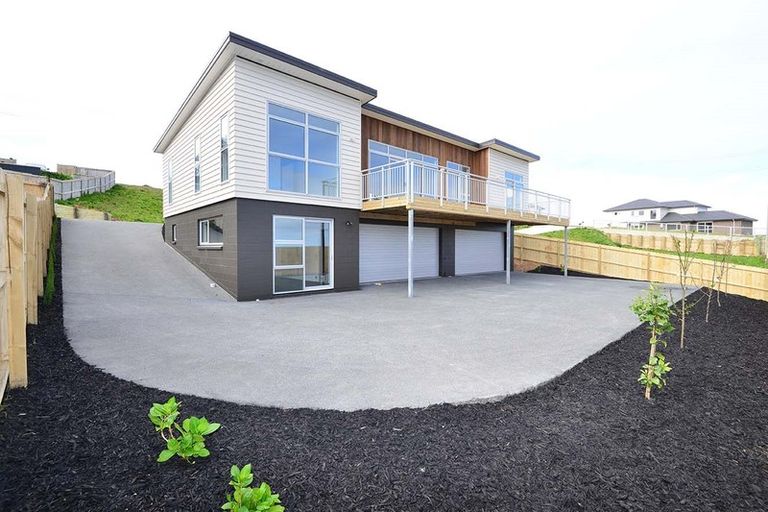 Photo of property in 66 Maire Road, Orewa, 0931