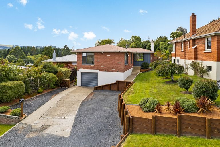 Photo of property in 126 Martin Road, Fairfield, Dunedin, 9018