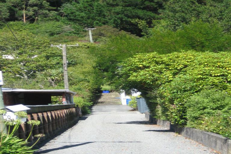 Photo of property in 204 Plateau Road, Te Marua, Upper Hutt, 5018