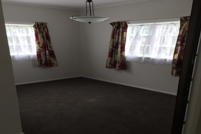 Photo of property in 7 Haumia Street, Johnsonville, Wellington, 6037