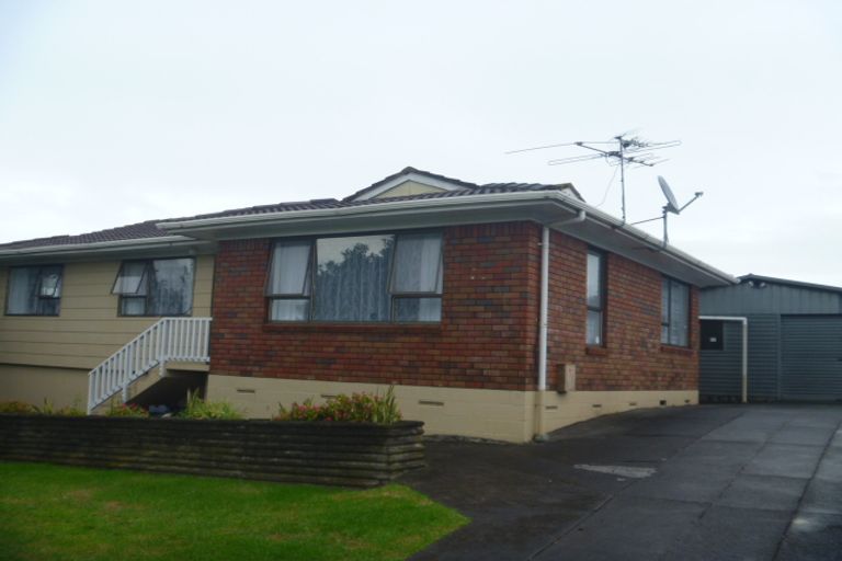 Photo of property in 4 Kirkella Crescent, Mangere East, Auckland, 2024