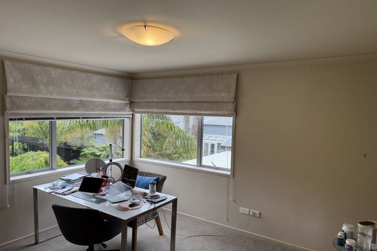 Photo of property in 2 Centaur Close, Albany, Auckland, 0632