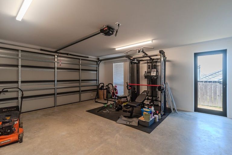 Photo of property in 6 Topsail Way, Whitby, Porirua, 5024