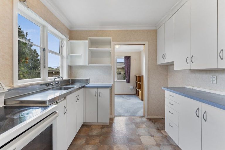 Photo of property in 81 Bartholomew Road, Levin, 5510