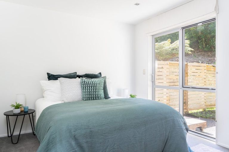 Photo of property in 10 Saddleback Grove, Karori, Wellington, 6012