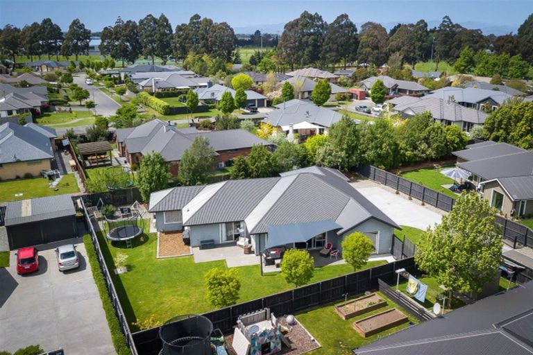 Photo of property in 8c Manor Drive, Rolleston, 7614