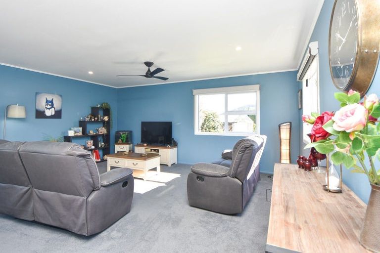 Photo of property in 374 High Street South, Carterton, 5713
