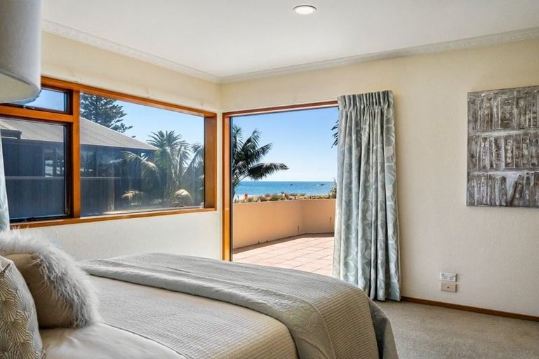 Photo of property in 32 Marine Parade, Mount Maunganui, 3116