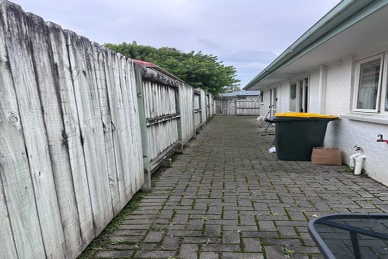 Photo of property in 53 Palmcrest Grove, Highland Park, Auckland, 2010