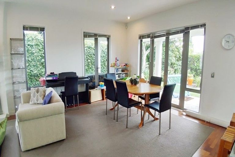 Photo of property in 140 Gills Road, Albany Heights, Auckland, 0632