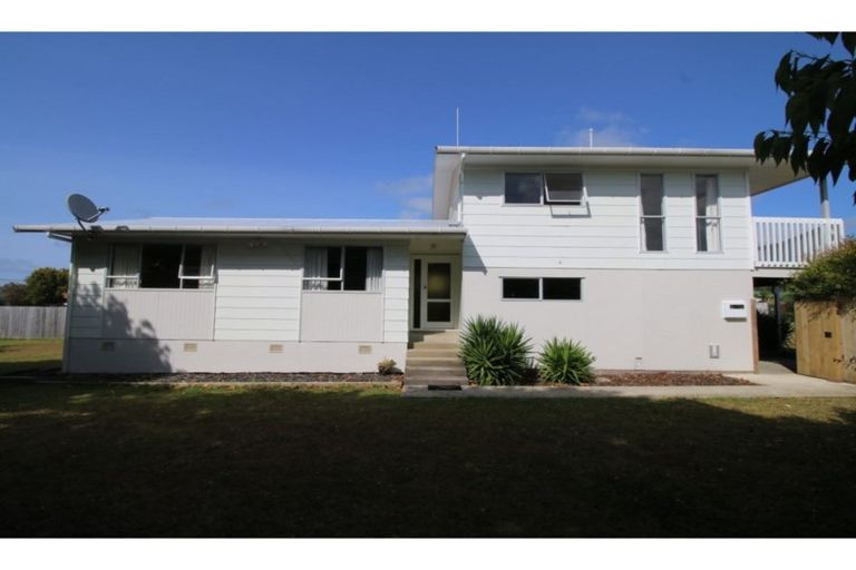 Photo of property in 4 Cypress Gardens Place, Onerahi, Whangarei, 0110