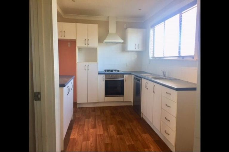 Photo of property in 44 Rimu Street, New Lynn, Auckland, 0600