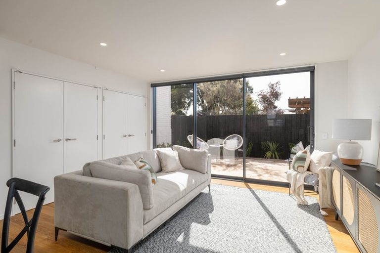 Photo of property in 2/71 Edinburgh Street, Spreydon, Christchurch, 8024