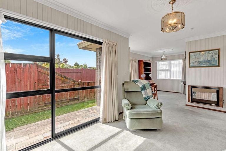 Photo of property in 1/102 Roy Street, Palmerston North, 4410