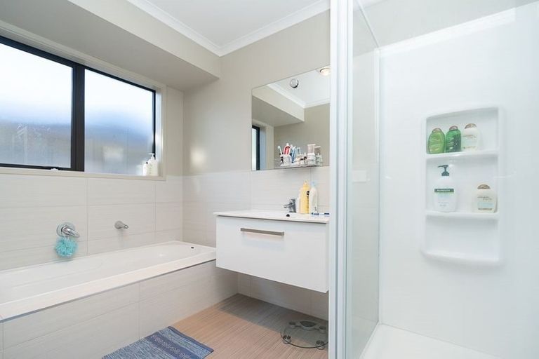 Photo of property in 13 Kennedy Lane, Hamilton East, Hamilton, 3216