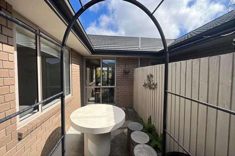 Photo of property in 62a Somerville Crescent, Aidanfield, Christchurch, 8025