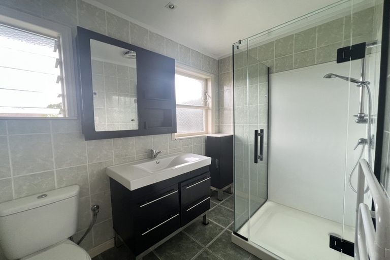 Photo of property in 121 Gills Road, Bucklands Beach, Auckland, 2014