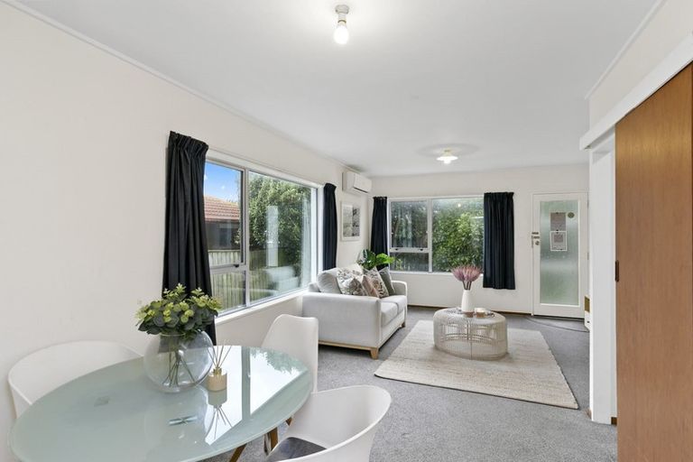 Photo of property in 69u7 Freyberg Street, Lyall Bay, Wellington, 6022