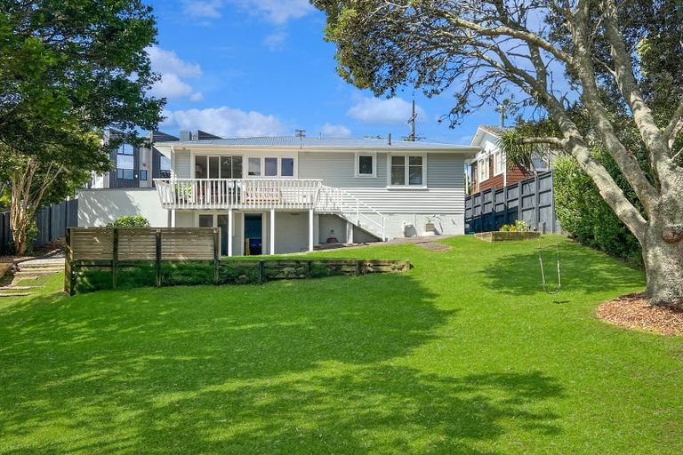 Photo of property in 222 Don Buck Road, Massey, Auckland, 0614
