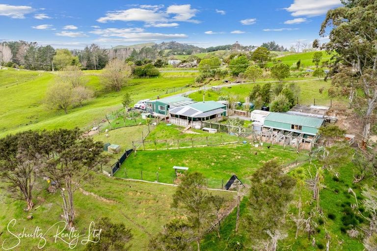 Photo of property in 736 Whakapirau Road, Whakapirau, Maungaturoto, 0583