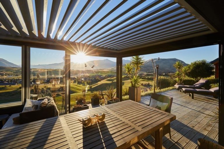 Photo of property in 5 Kintyre Court, Jacks Point, Queenstown, 9371