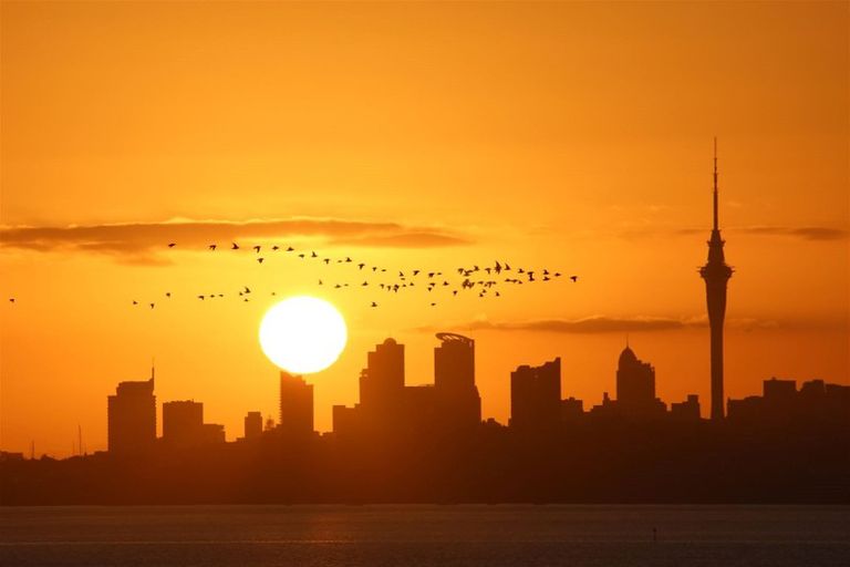 Photo of property in 8 Kawai Rise, Te Atatu Peninsula, Auckland, 0610