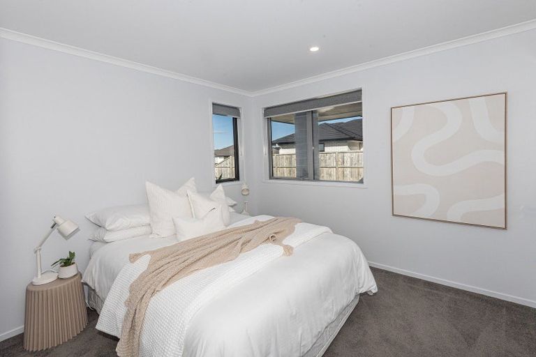 Photo of property in 18 Maui Place, Spotswood, New Plymouth, 4310