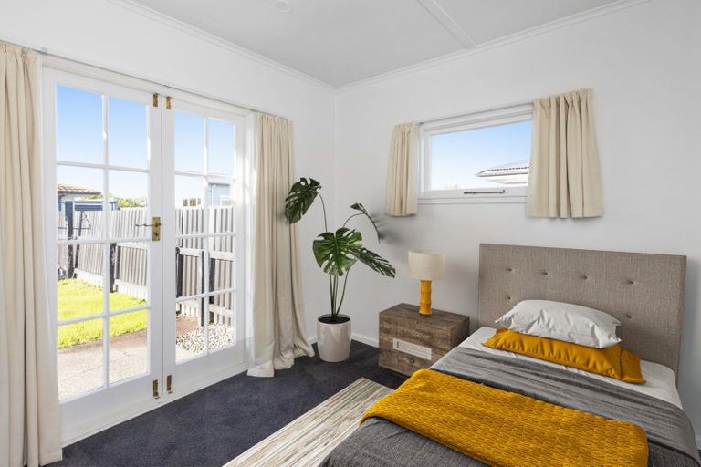 Photo of property in 1/152 Guppy Road, Taradale, Napier, 4112