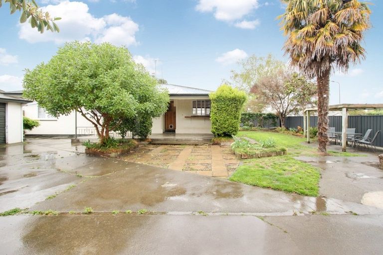 Photo of property in 6 Oxford Street, Taradale, Napier, 4112