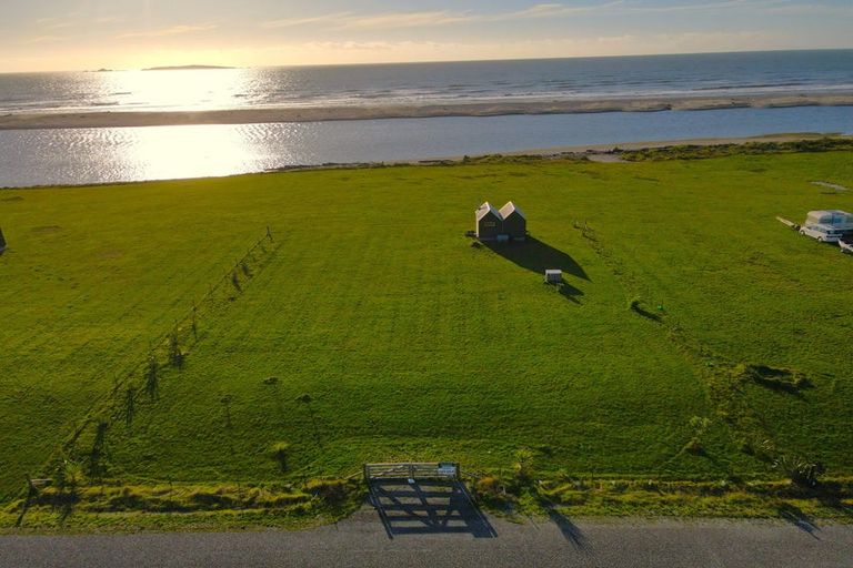 Photo of property in 25 Fox Moth Drive, Haast, 7886