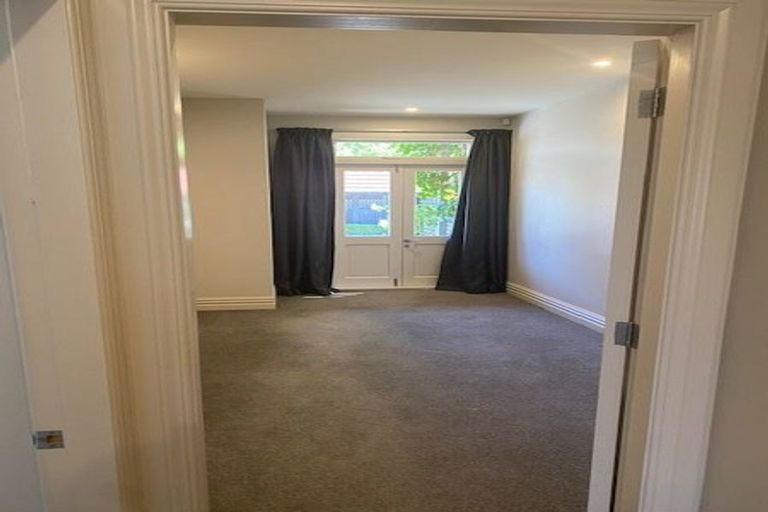 Photo of property in 40d Agra Crescent, Khandallah, Wellington, 6035