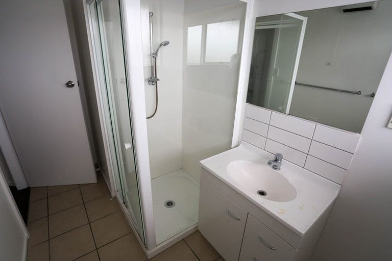 Photo of property in 2/2 Peverel Street, Riccarton, Christchurch, 8011