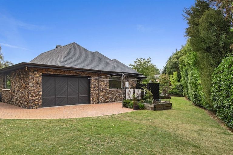 Photo of property in 127 Regent's Park Drive, Casebrook, Christchurch, 8051