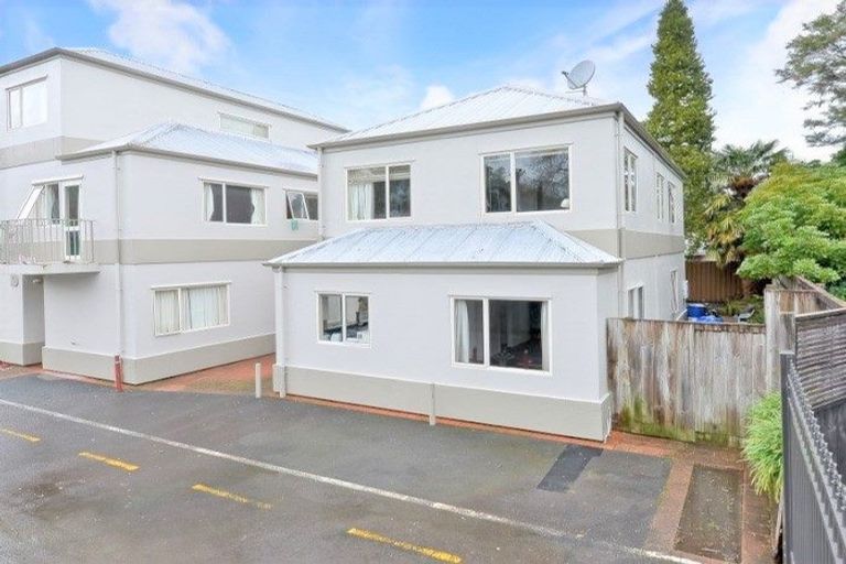 Photo of property in 29b Opoia Road, Hamilton East, Hamilton, 3216