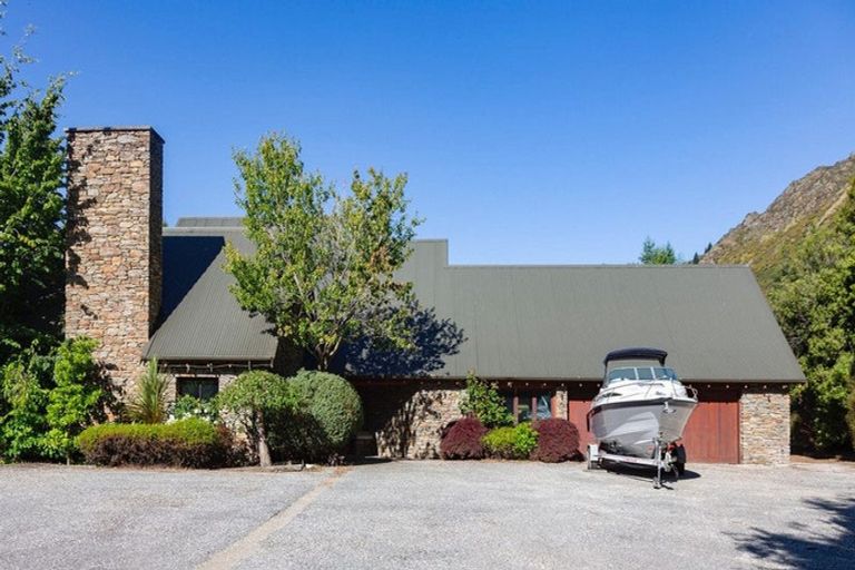 Photo of property in 673 Mount Barker Road, Wanaka, 9382