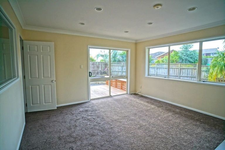Photo of property in 53 Nicholas Road, Somerville, Auckland, 2014