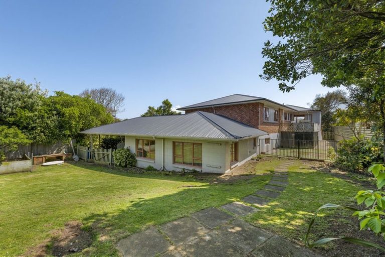 Photo of property in 18 Mccarthy Street, Hawera, 4610