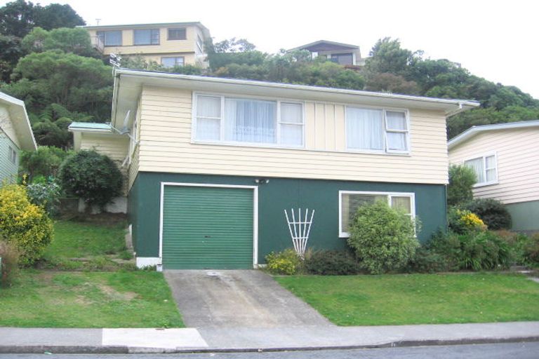 Photo of property in 10 Cortina Avenue, Johnsonville, Wellington, 6037