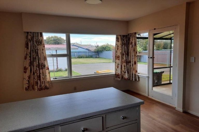 Photo of property in 146 Springs Road, Hornby, Christchurch, 8042
